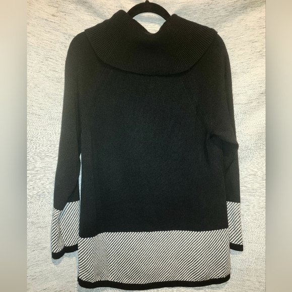 Calvin Klein Medium Black Knit Sweater Cowl Neck Heavy Warm - Picture 3 of 6